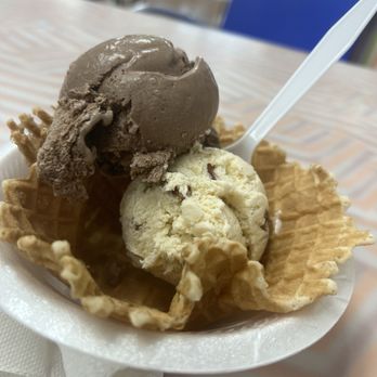 Old Georgetown Creamery - Ice Cream & Frozen Yogurt Near Me - Georgetown, South Carolina Old Georgetown Creamery - Ice Cream & Frozen Yogurt Near Me - Georgetown, South Carolina