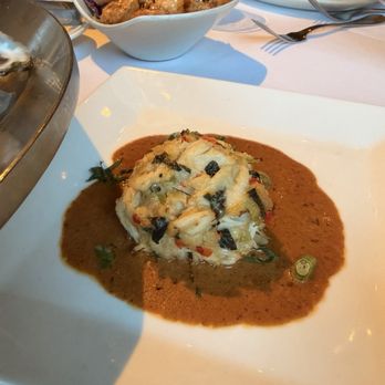 Del Frisco's Double Eagle Steakhouse - Del's Jumbo Lump Crab Cake - New American Near Me - Plano, Texas
