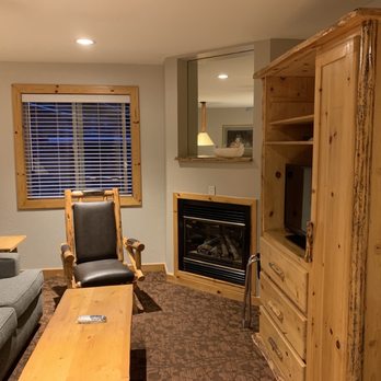 Red Wolf Lodge at Squaw Valley - Hotels Near Me - Olympic Valley, California Red Wolf Lodge at Squaw Valley - Hotels Near Me - Olympic Valley, California