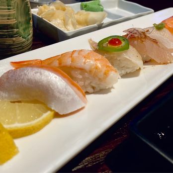 Sumo Sushi - 6 Piece Sushi Sampler Combination - Sushi Bars Near Me - Ontario, California Sumo Sushi - 6 Piece Sushi Sampler Combination - Sushi Bars Near Me - Ontario, California