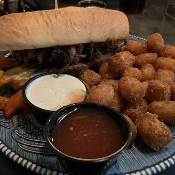 Elm Street Brewing Company - Brisket Philly. Also to dry and to many charred pieces. Very little cheese! Shared 4 ways and none of us wanted the last third. - Breweries Near Me - Muncie, Indiana