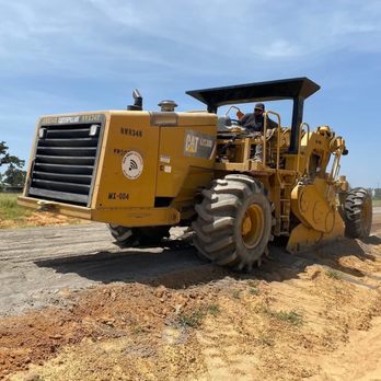 Clear Grade Excavation - Excavation Services Near Me - Lindale, Texas