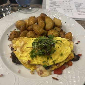 Butterface - The three egg omelette and roasted potatoes - Breakfast & Brunch Near Me - Las Vegas, Nevada Butterface - The three egg omelette and roasted potatoes - Breakfast & Brunch Near Me - Las Vegas, Nevada
