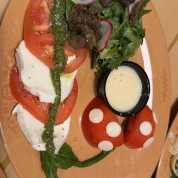 Toadstool Cafe - Piranha Plant Caprese - Cafes Near Me - Universal City, California Toadstool Cafe - Piranha Plant Caprese - Cafes Near Me - Universal City, California