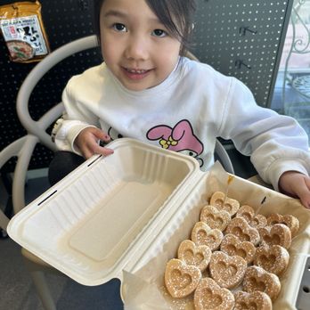 Buena's Organic Soft Serve - Ice Cream & Frozen Yogurt Near Me - Burlingame, California