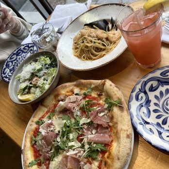Trattoria Mercatto - Pizza, seafood pasta and salad! - Italian Near Me - Toronto, Ontario Trattoria Mercatto - Pizza, seafood pasta and salad! - Italian Near Me - Toronto, Ontario