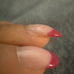 Nails 4 U