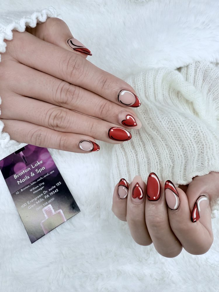 Brinton Lake Nails & Spa Logo