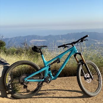 Stotts Bicycles - New Yeti SB140 purchased at Stotts Bikes - Bikes Near Me - Burbank, California