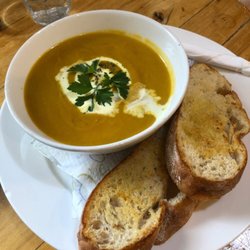 Cafe du Parc - Pumpkin, Kumara and Ginger soup ... delicious.