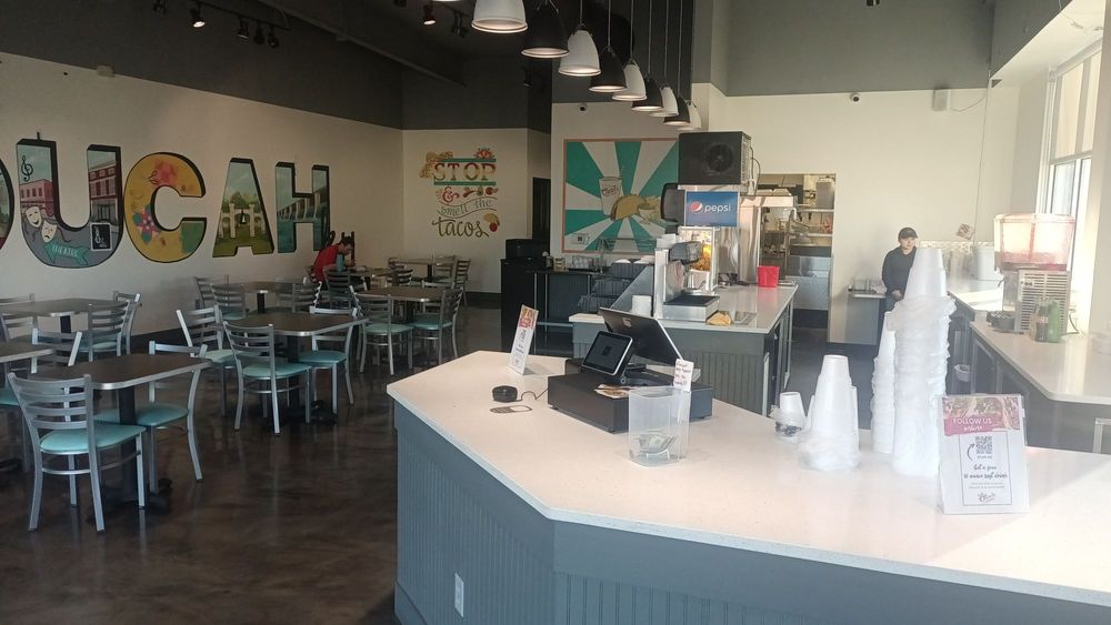 Oscar's Taco Shop