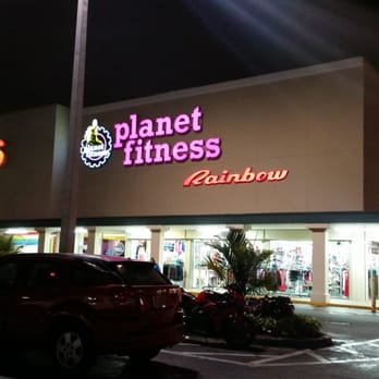 Planet Fitness - Front - Gyms Near Me - Hialeah, Florida