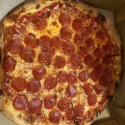 Linda's Pizza - Pepperoni pizza - Large