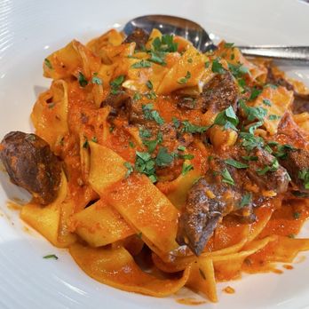California Pizza Kitchen - Pasta with ragu - Pizza Near Me - Studio City, California California Pizza Kitchen - Pasta with ragu - Pizza Near Me - Studio City, California