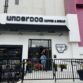 Underdog Coffee & Bread - Outside - Coffee & Tea Near Me - Falls Church, Virginia