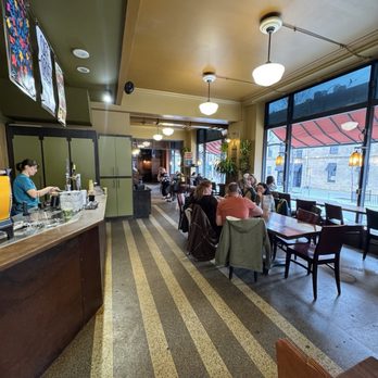 Colectivo Coffee On the Square - Coffee & Tea Near Me - Madison, Wisconsin Colectivo Coffee On the Square - Coffee & Tea Near Me - Madison, Wisconsin