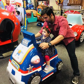 Chuck E. Cheese - Pizza Near Me - Winston-Salem, North Carolina