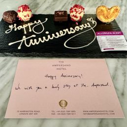 This is how you welcome guests!