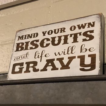 Mom's Kitchen - Decor - Breakfast & Brunch Near Me - Vista, California Mom's Kitchen - Decor - Breakfast & Brunch Near Me - Vista, California