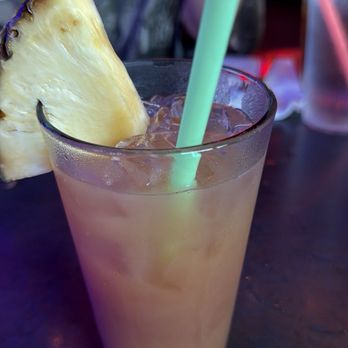 The Hukilau - Yummy Peach drink - Sushi Bars Near Me - Florence, Oregon