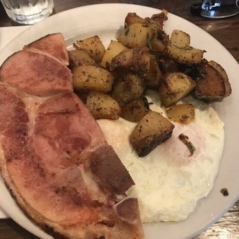 Matt's Big Breakfast - Ham and cluck with rosemary house potatoes - Breakfast & Brunch Near Me - Phoenix, Arizona Matt's Big Breakfast - Ham and cluck with rosemary house potatoes - Breakfast & Brunch Near Me - Phoenix, Arizona
