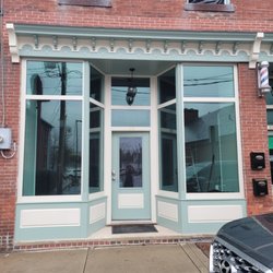 Molon Labe Firearm Trainers - Front of Office