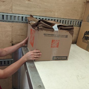 Motivated Movers - Water damaged boxes - Movers Near Me - Chattanooga, Tennessee Motivated Movers - Water damaged boxes - Movers Near Me - Chattanooga, Tennessee