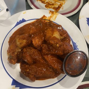 Charlie's Bar & Restaurant - Top gun wings - American Near Me - Somers Point, New Jersey