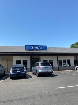 Bud's Seafood Grille by null