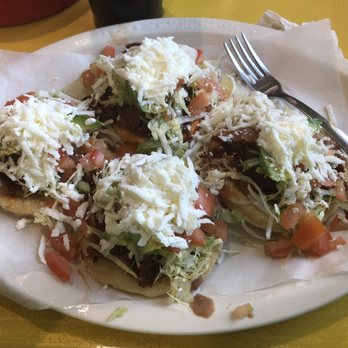 Taqueria Molcas - Sopes de deshebrada guisada. - Mexican Near Me - Palmhurst, Texas Taqueria Molcas - Sopes de deshebrada guisada. - Mexican Near Me - Palmhurst, Texas