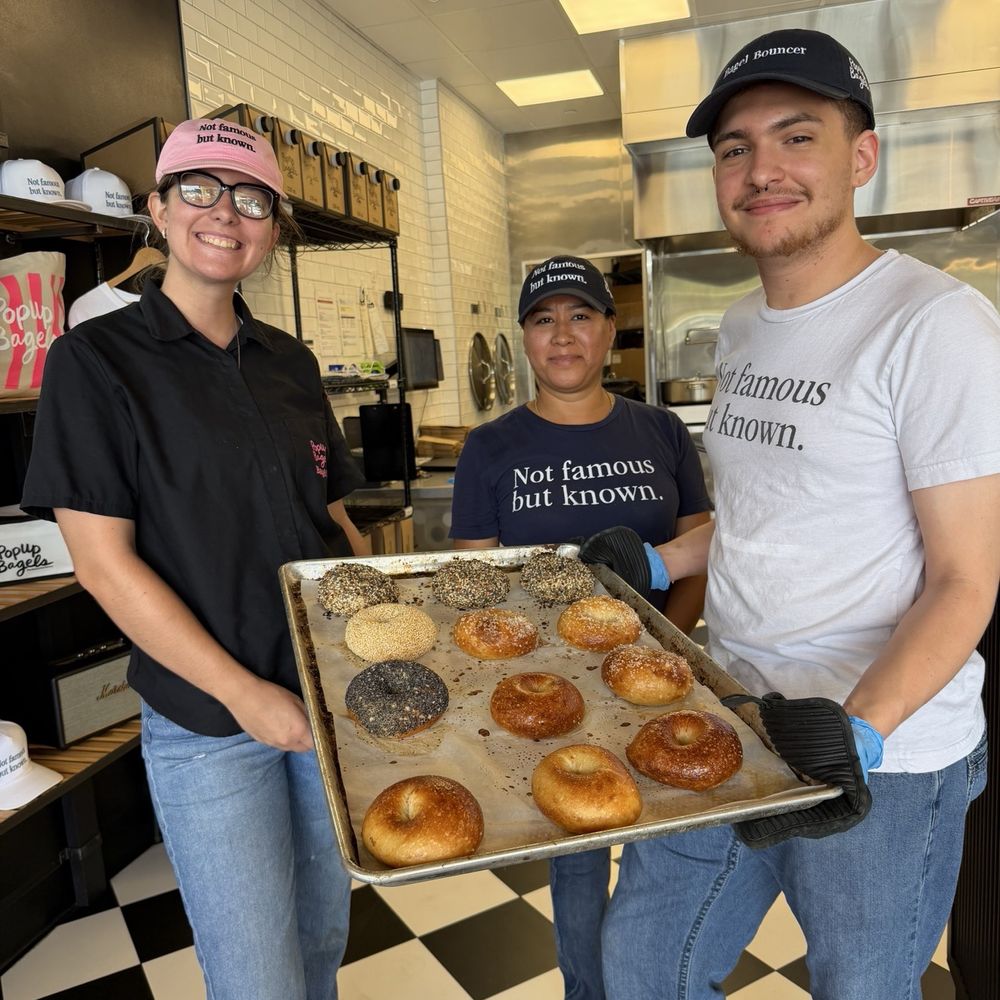 PopUp Bagels - Macey, Alma and Jaryn with a tray of the BEST bagels - Bagels Near Me - Tampa, Florida PopUp Bagels - Macey, Alma and Jaryn with a tray of the BEST bagels - Bagels Near Me - Tampa, Florida