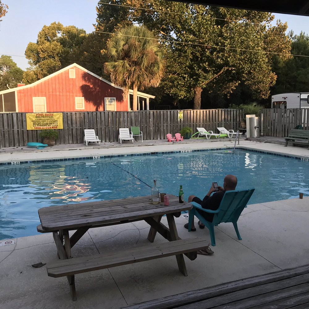 Piddler's Pointe RV Resort & Campground - Pool. - Campgrounds Near Me - Steinhatchee, Florida Piddler's Pointe RV Resort & Campground - Pool. - Campgrounds Near Me - Steinhatchee, Florida