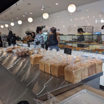 Cream Pan - Bakeries Near Me - Lomita, California