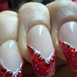 Creative Nails & Spa - @creativenail&spa HORRIFYING $200 nail set!