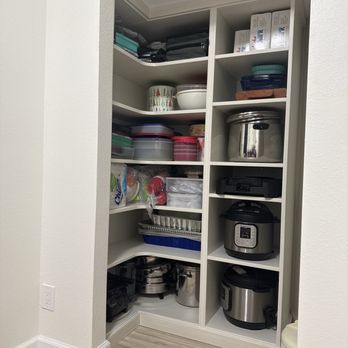 Inspired Closets Hawaii - Filled up my items.  Everything fits well and neat. - Interior Design Near Me - Honolulu, Hawaii