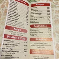 Roosters Bar & Breakfast