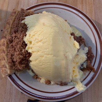 Julian Cafe - Apple Crumble Pie with Vanilla Ice Cream - Bakeries Near Me - Julian, California Julian Cafe - Apple Crumble Pie with Vanilla Ice Cream - Bakeries Near Me - Julian, California