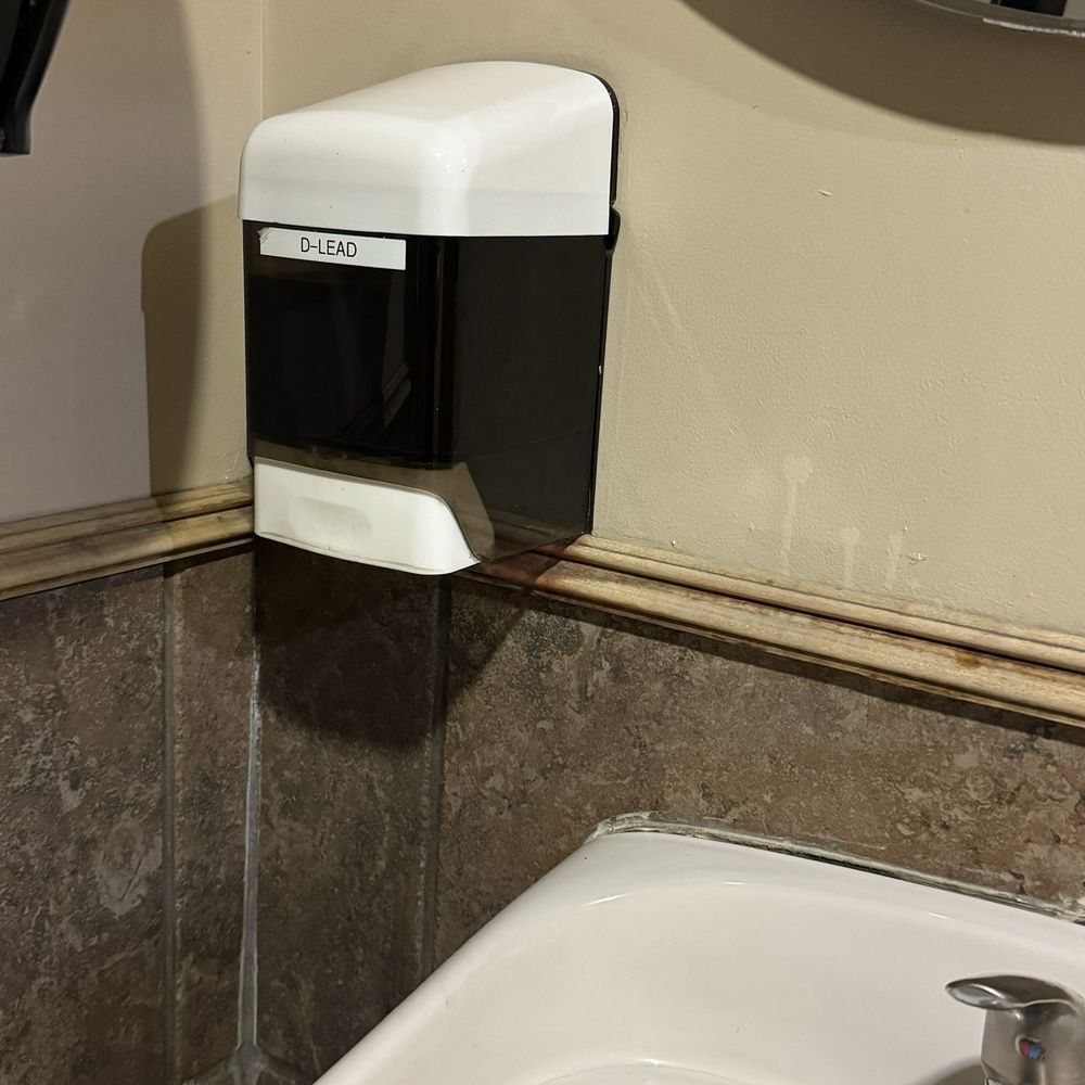 FT3 Tactical - Lead remover soap dispenser, very thoughtful! - Gun/Rifle Ranges Near Me - Stanton, California