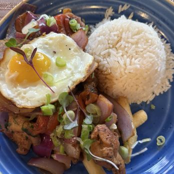 Chicha Peruvian Kitchen Midtown - Peruvian Near Me - Sacramento, California