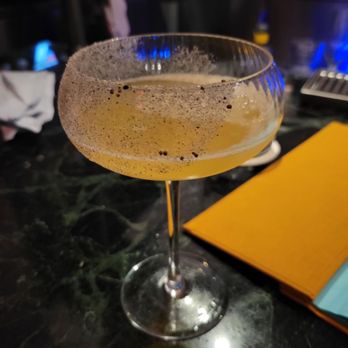 Thompson Savannah - The Conservatory cocktail - Hotels Near Me - Savannah, Georgia Thompson Savannah - The Conservatory cocktail - Hotels Near Me - Savannah, Georgia