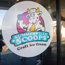 Summerville Scoops - Outside