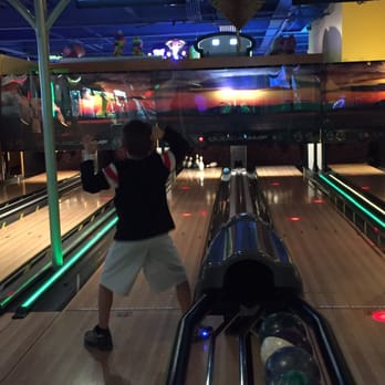Kalahari - Bowling in the arcade. - Resorts Near Me - Sandusky, Ohio Kalahari - Bowling in the arcade. - Resorts Near Me - Sandusky, Ohio