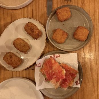 Boqueria Flatiron - Croquetas de Jamon, Croquetas de Setas, Pan con Tomate - Spanish Near Me - New York, New York Boqueria Flatiron - Croquetas de Jamon, Croquetas de Setas, Pan con Tomate - Spanish Near Me - New York, New York