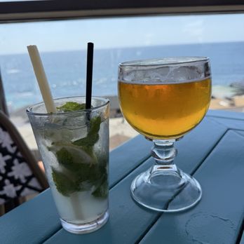 The Rooftop Lounge - Lounges Near Me - Laguna Beach, California