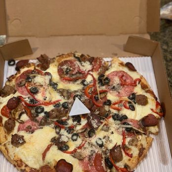 Old Town Pizza - Medium Caboose with some changes...Garlic white sauce, Red peppers, Fresh Mozzarella, and extra cheese. Delivered - Pizza Near Me - Lincoln, California Old Town Pizza - Medium Caboose with some changes...Garlic white sauce, Red peppers, Fresh Mozzarella, and extra cheese. Delivered - Pizza Near Me - Lincoln, California