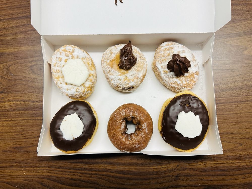 Dunkin' Logo
