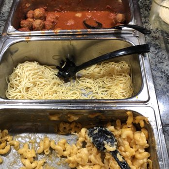 Sizzler - Waiting for them to change out the macaroni - Seafood Near Me - Inglewood, California