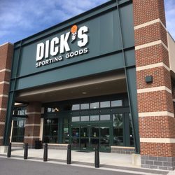 DICK'S Sporting Goods