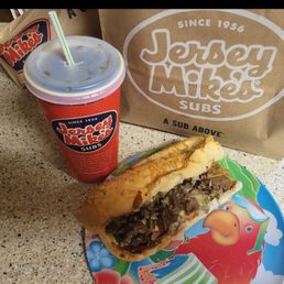 My Big Kahuna was good, but not as meaty as the one on the menu. My Big Kahuna was good, but not as meaty as the one on the menu.