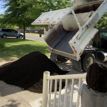 Steve's Rock 'n Ready Mix - 4 cu. yds. of quality 50/50 topsoil. - Building Supplies Near Me - North Highlands, California